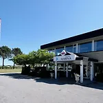 Marina &