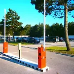 Отель Marina &