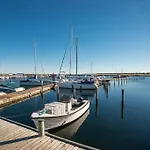 Hotel Marina &