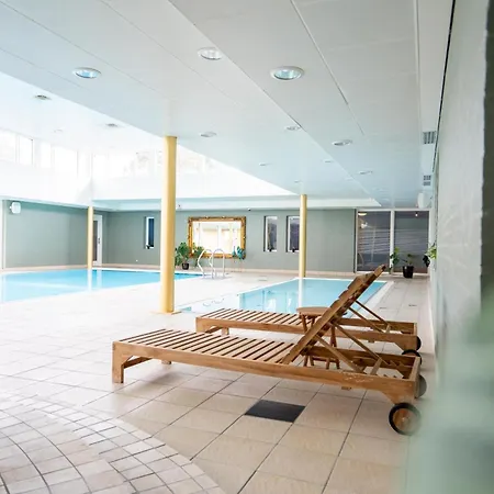 Marina Hotel 3*