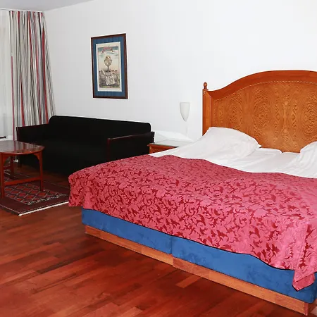 Hotel Marina & 3*