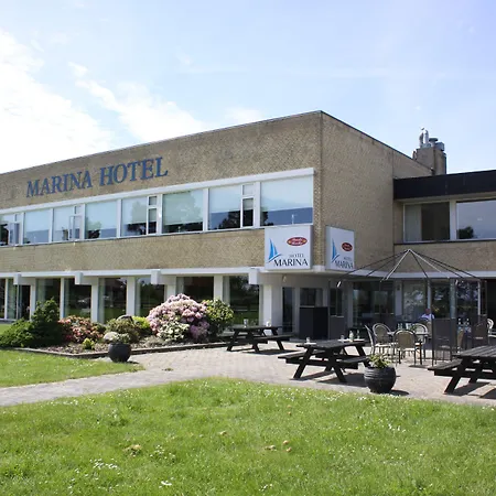 Marina & Hotel